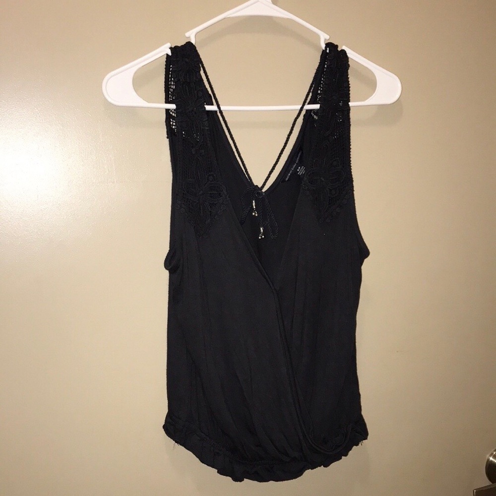 LAST CHANCE❗️ AE Blouse